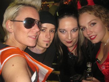 166203_1659016168423_4558061_n